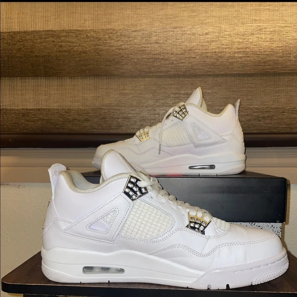 Jordan | Shoes | Air Jordan 4 Pure Money Metallic White  display picture 3